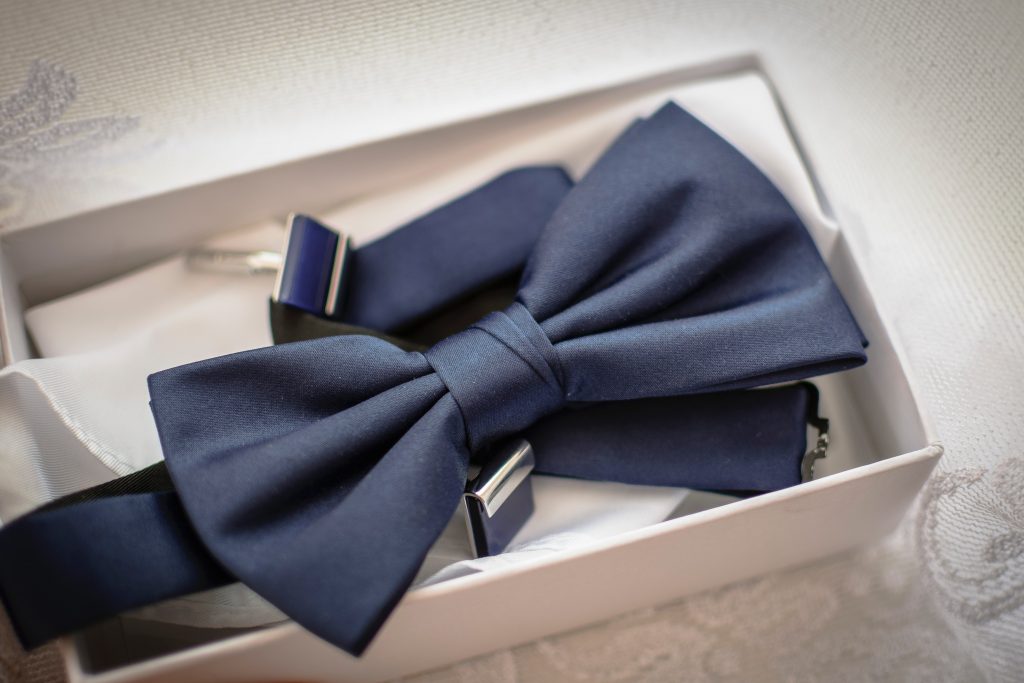 cravate ou noeud papillon, Cravate ou nœud papillon : que choisir pour un mariage ?